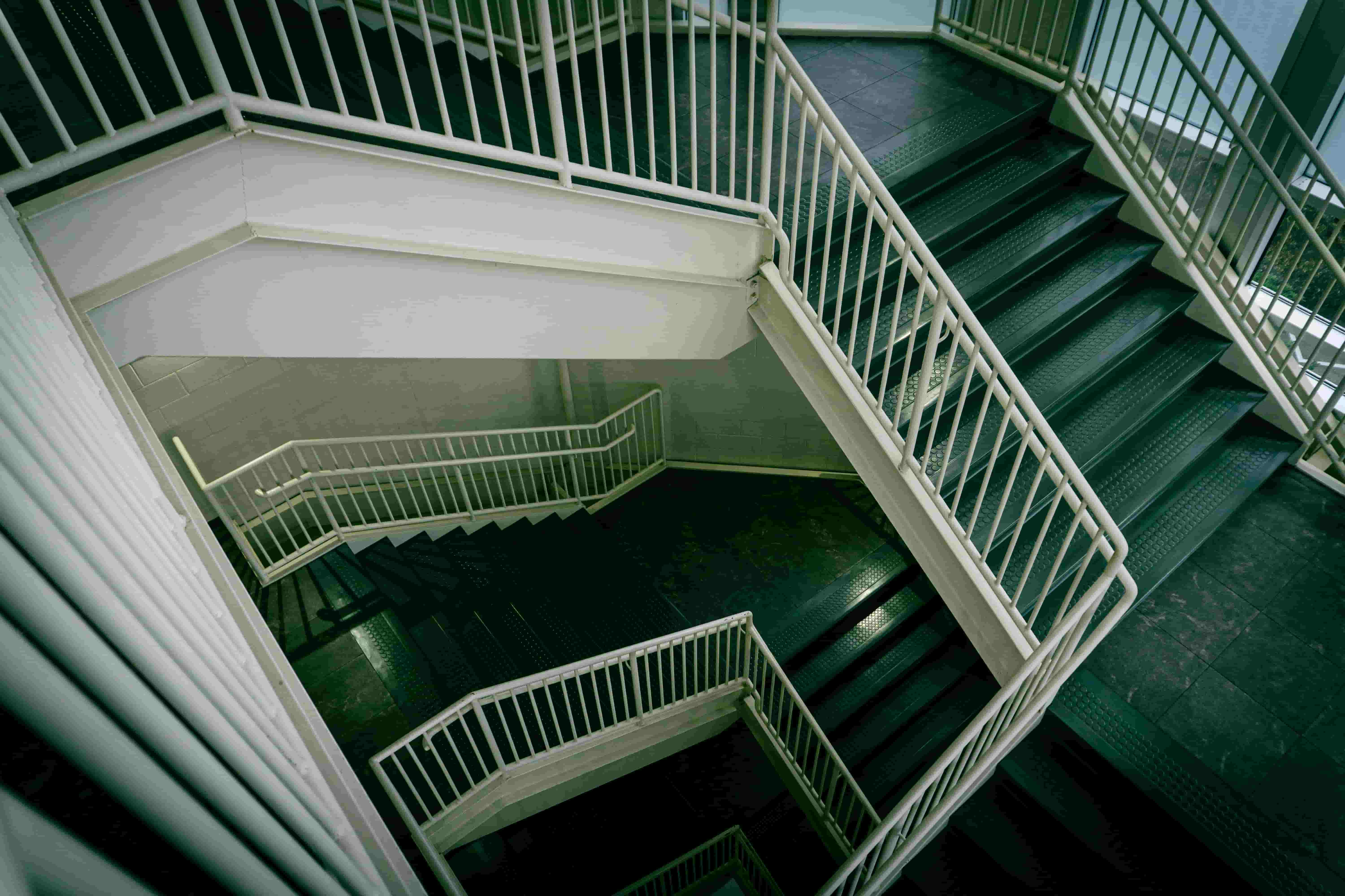 Stiegenhausreinigung – saubere Treppenhäuser